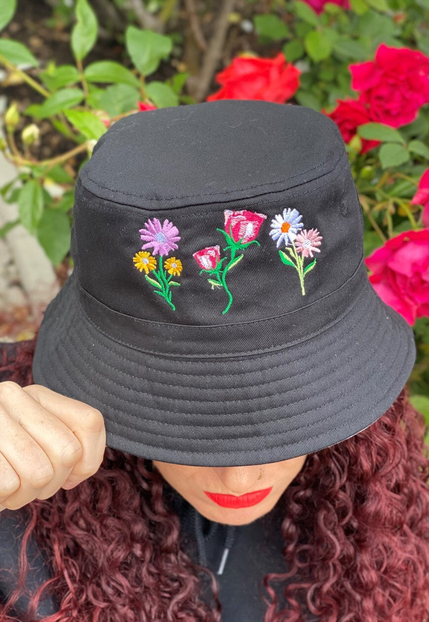 Bucket Hat with Flower Embroidery in Black